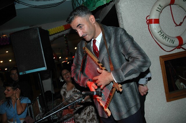 min 2006 10 01 guinguette mp 162